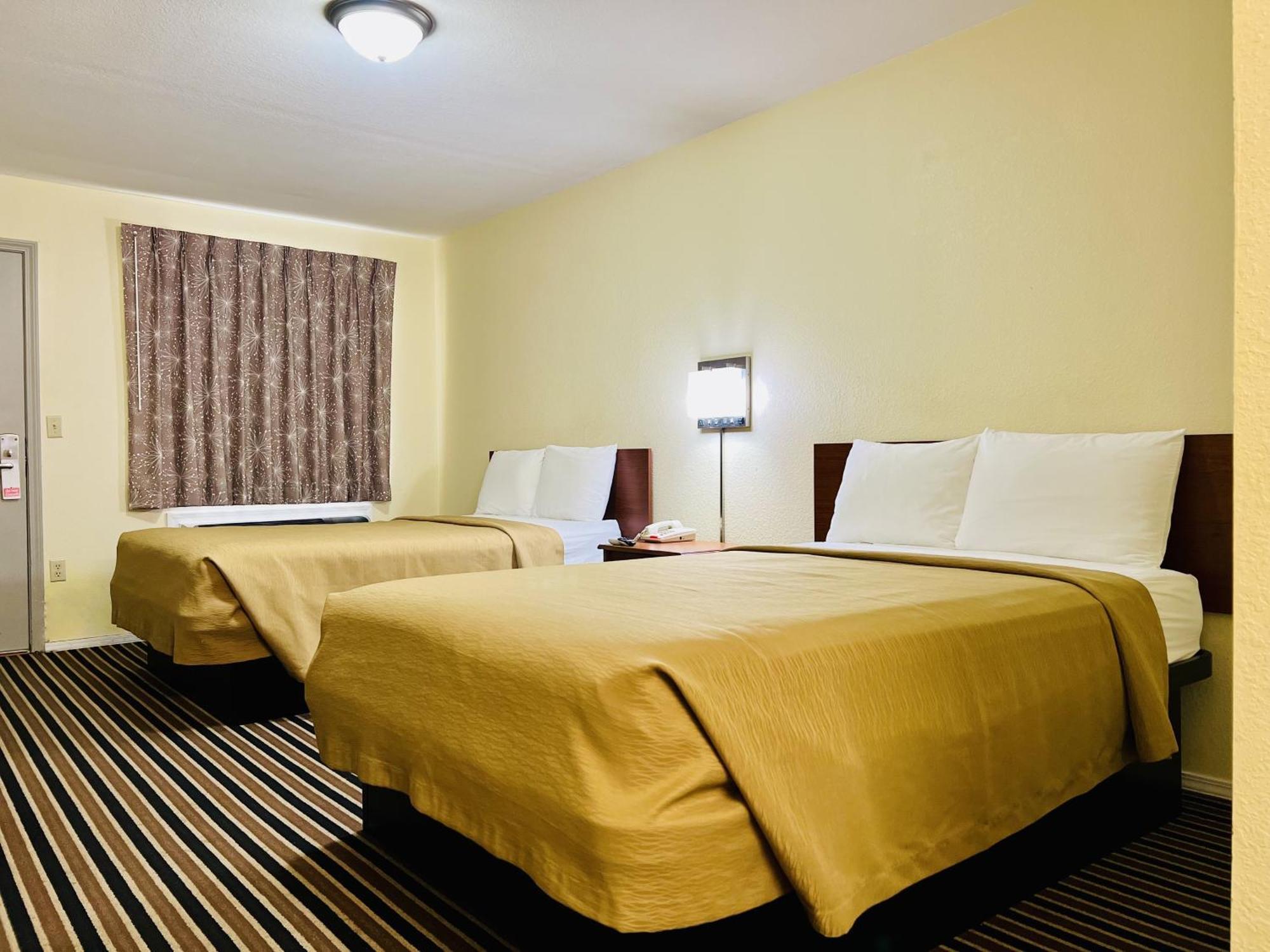 Gore Suite 16 Motel מראה חיצוני תמונה