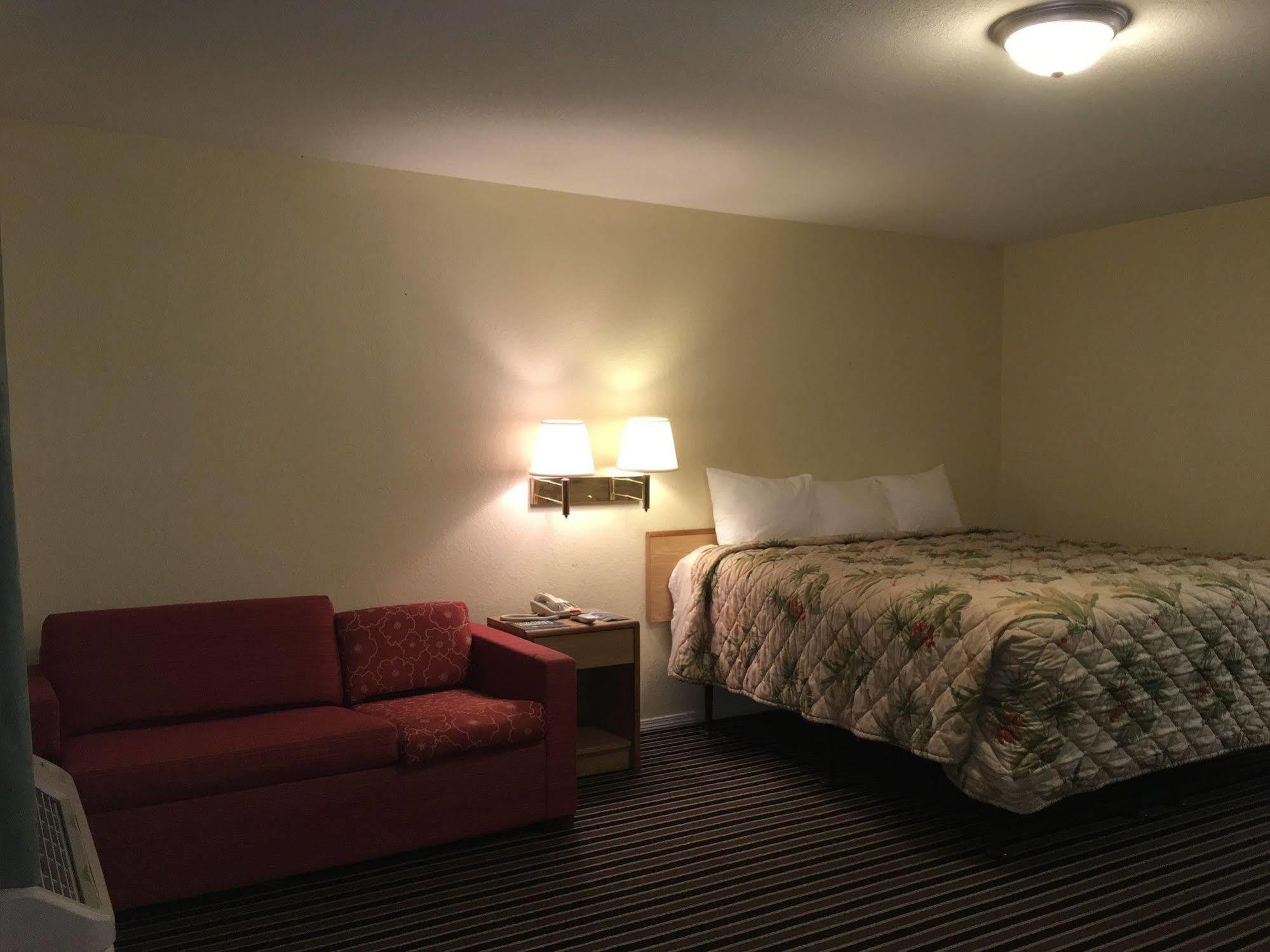 Gore Suite 16 Motel מראה חיצוני תמונה